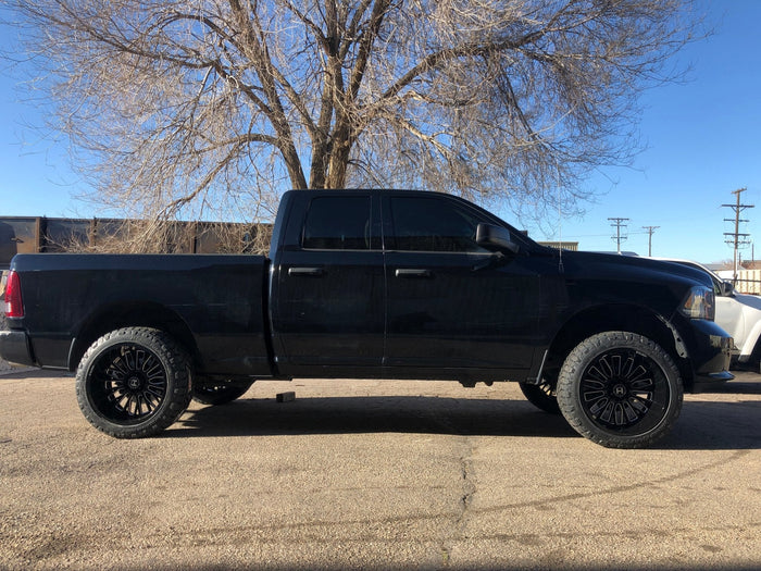 Dodge Ram 1500: 2.5-Inch Leveling + Hostile Wheels & Nittos