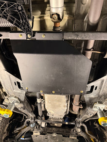 2023-2026 Chevy Colorado Transfer Case Skid Plate / GMC Canyon Transfer Case Skid Plate — CNC-cut 1/4 inch aluminum, made in Colorado by Juggernaut USA
